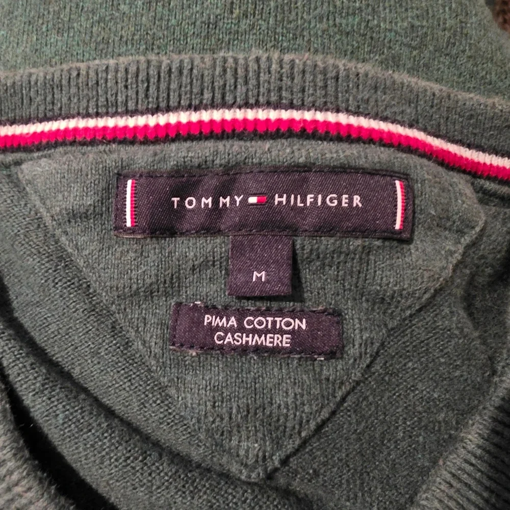 Tommy Hilfiger Mens Green Pima Cotton Cashmere V-Neck Sweater Size M Logo